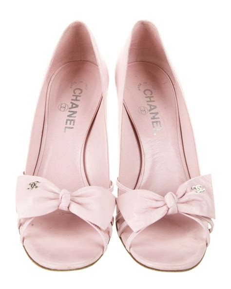 chanel pink bow pumps|chanel pumps.